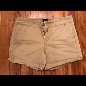 American Eagle Women’s Shorts Khaki size 12